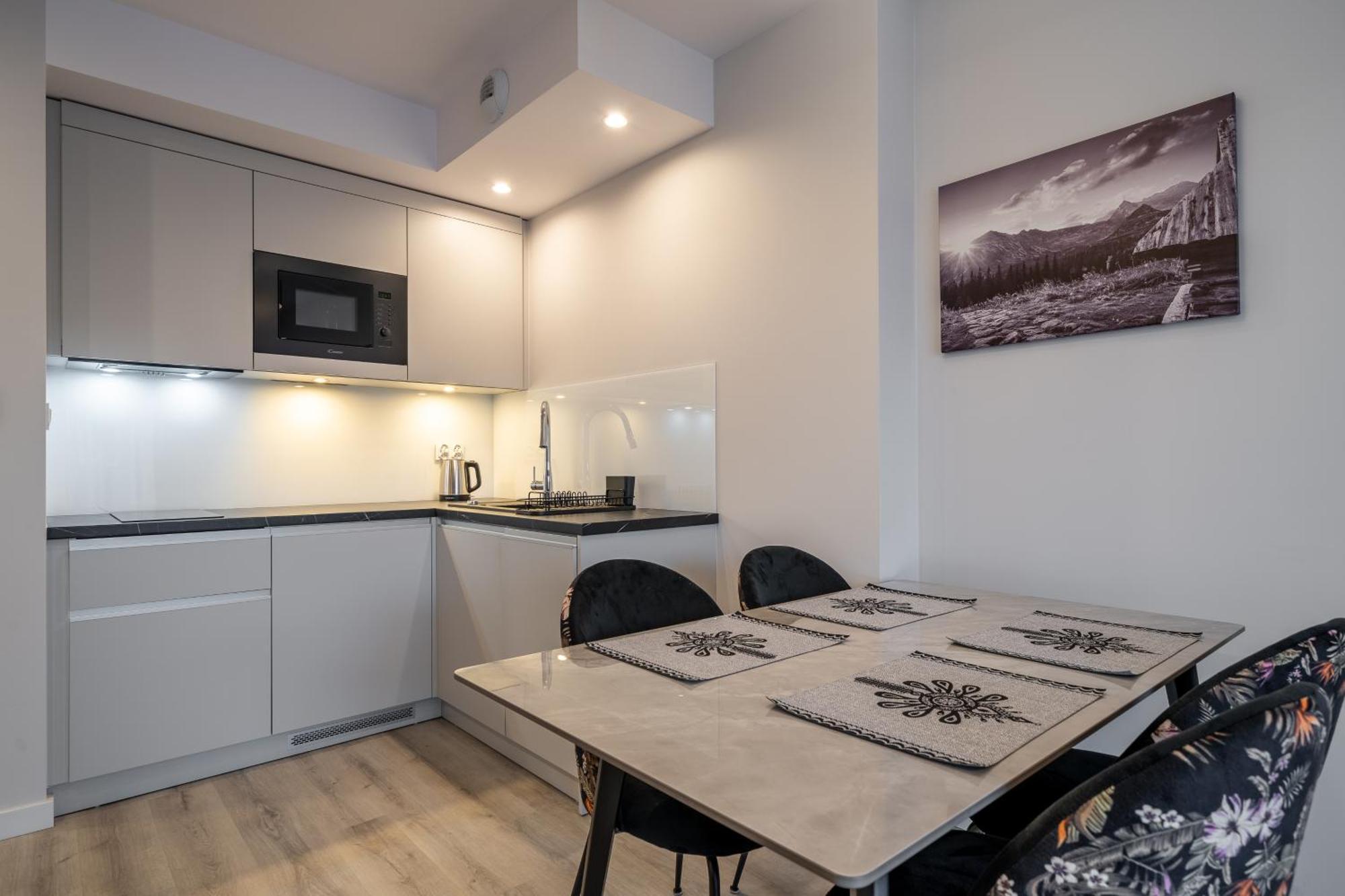 Rentplanet - Apartamenty Zakopianskie 자코파네 외부 사진