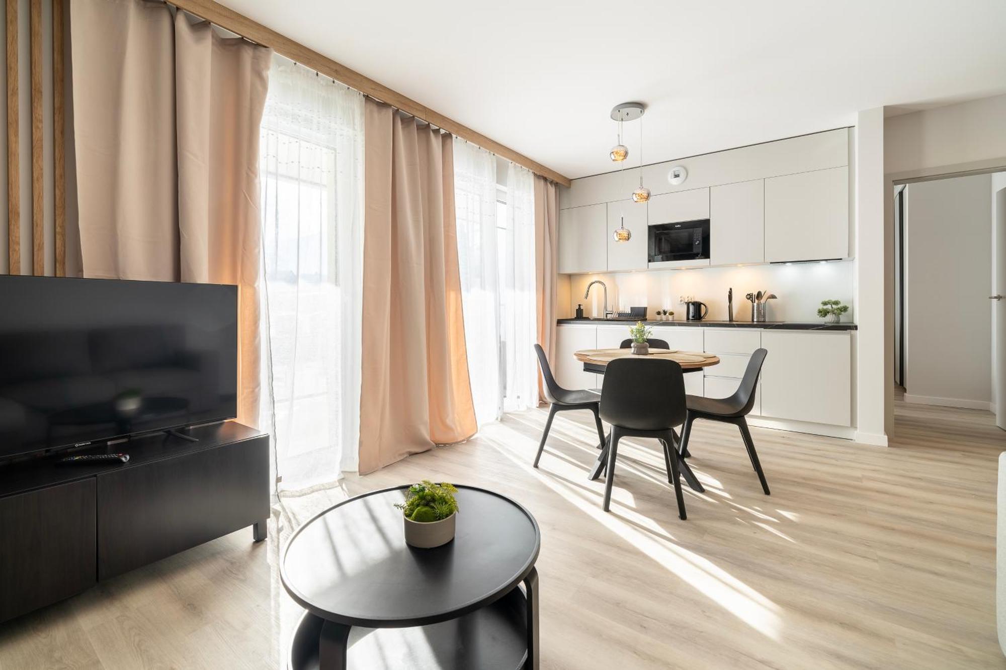 Rentplanet - Apartamenty Zakopianskie 자코파네 외부 사진