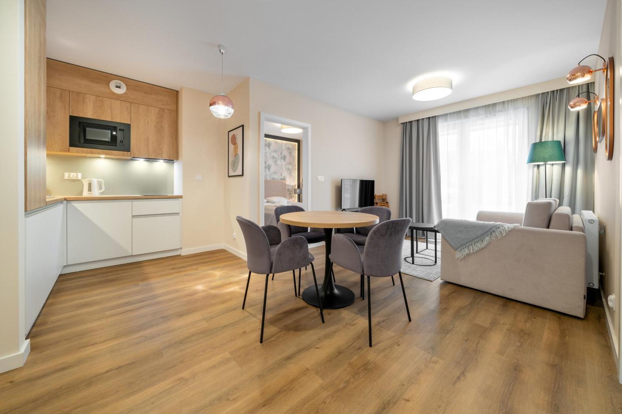 Rentplanet - Apartamenty Zakopianskie 자코파네 외부 사진