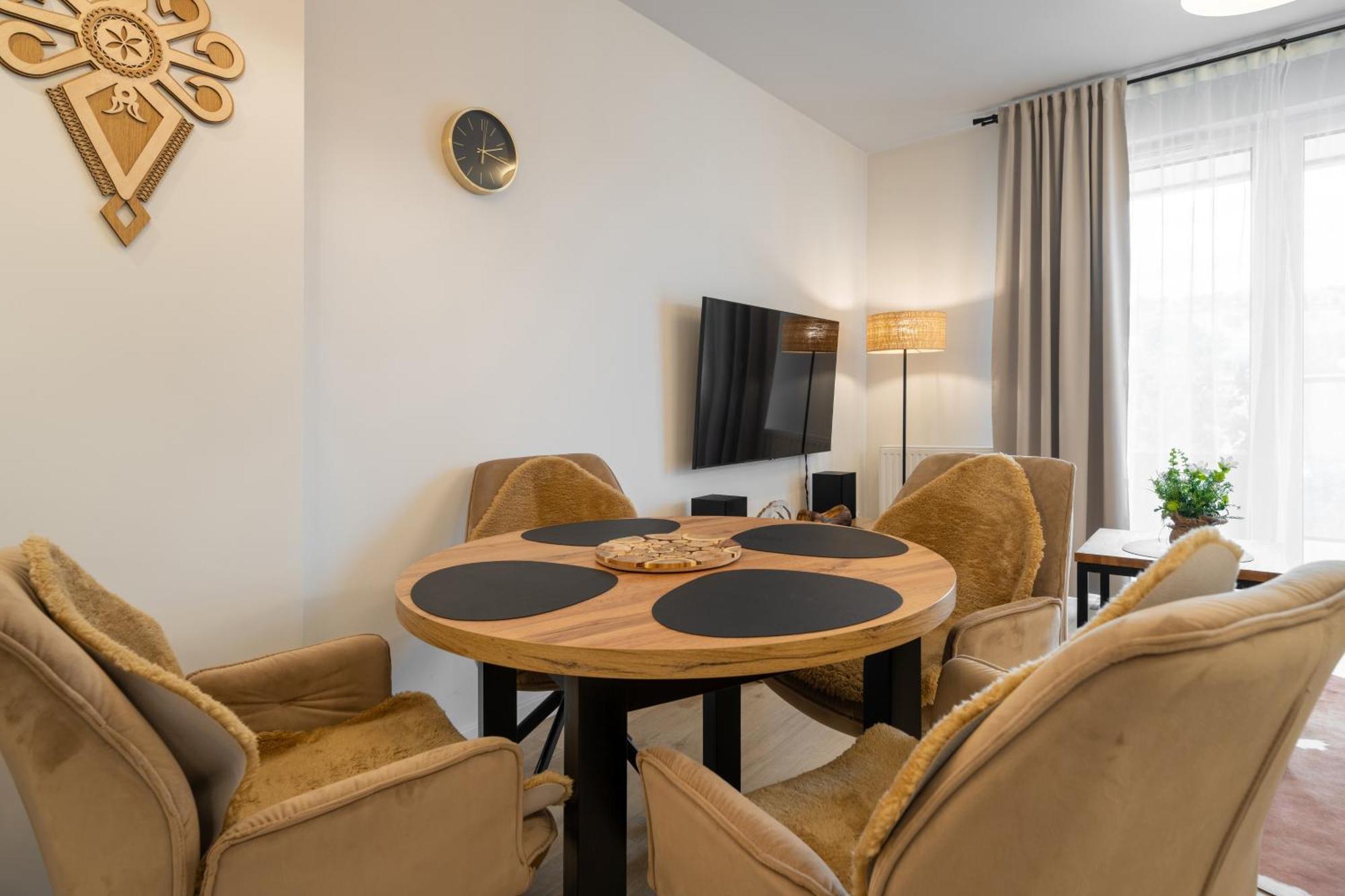 Rentplanet - Apartamenty Zakopianskie 자코파네 외부 사진